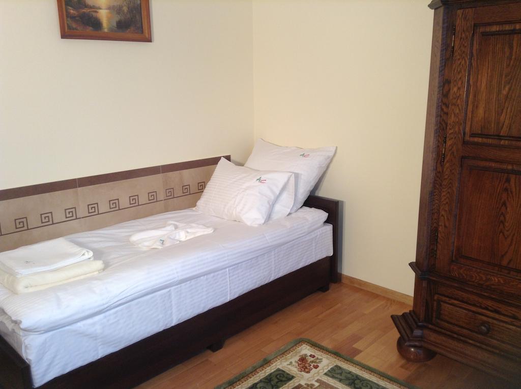 Ac Apartament Czestochowa Daire Oda fotoğraf